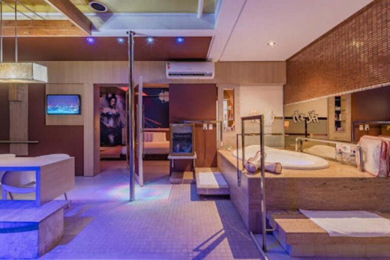 dragon motel 03 1 768x511