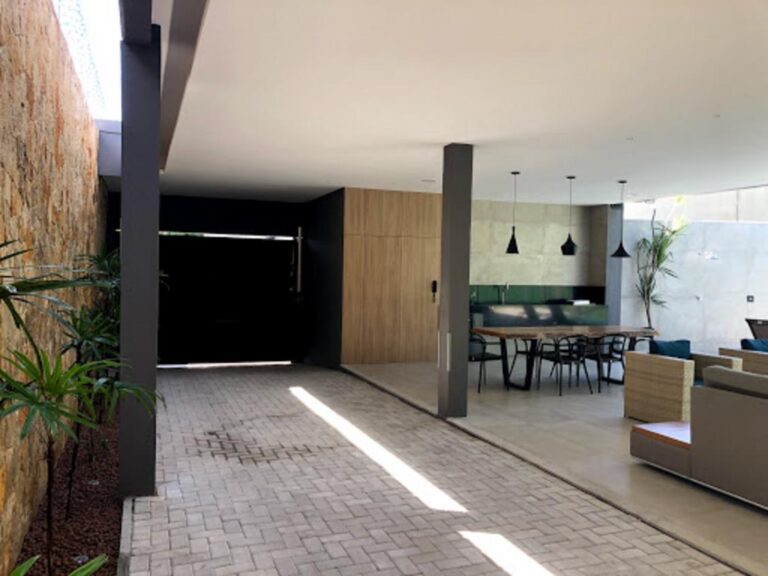 motel up 04 1 768x576